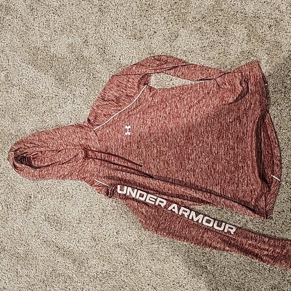 Under Armour sweatshirt